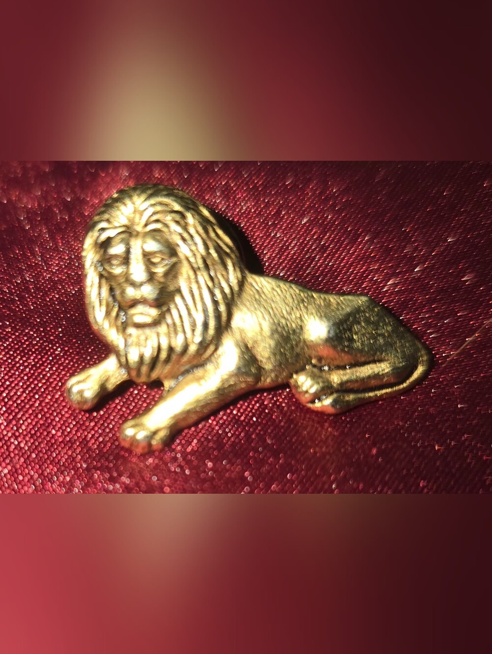 Gold Lion Brooch Pin
